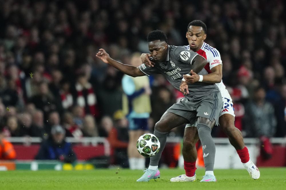 入巴西中场 入巴西中场